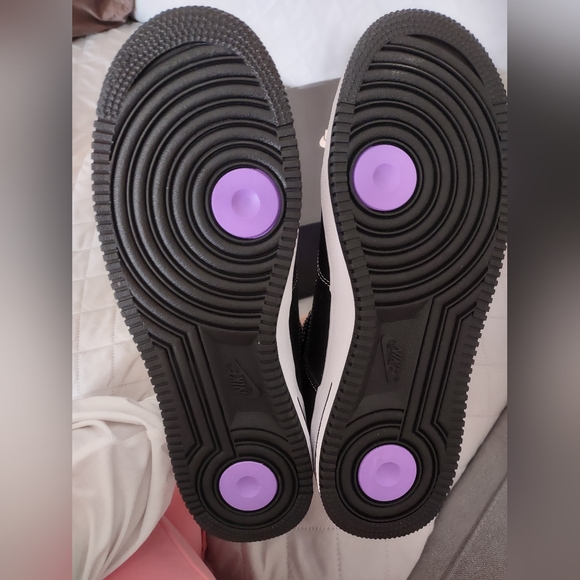 NIB Nike Air Force 1 '07 LV8 EMB World Champ Black and Purple Size 9 1/2 - Picture 6 of 6